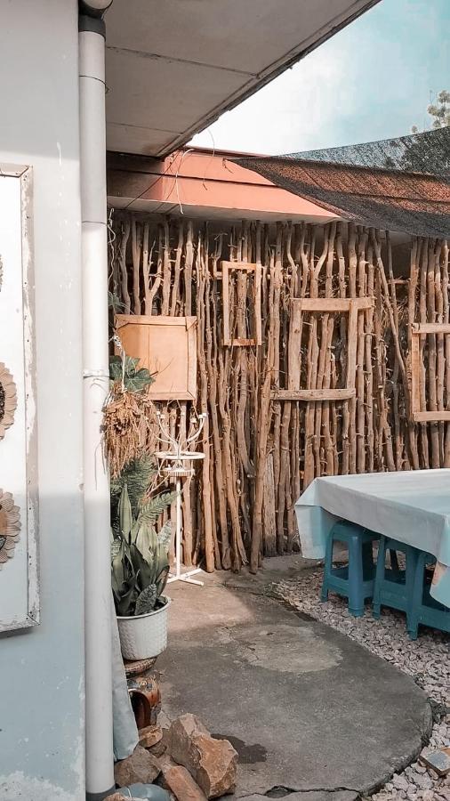 Brussels Homestay Kost Balige Exteriér fotografie